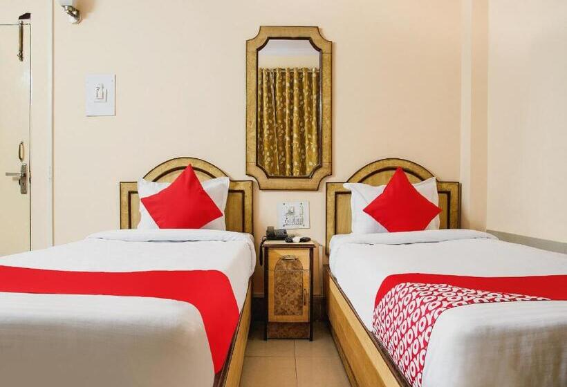 Camera Standard, O Embassy Exhibition Rd