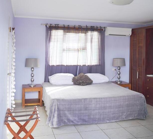 اتاق استاندارد, Arubiana Inn