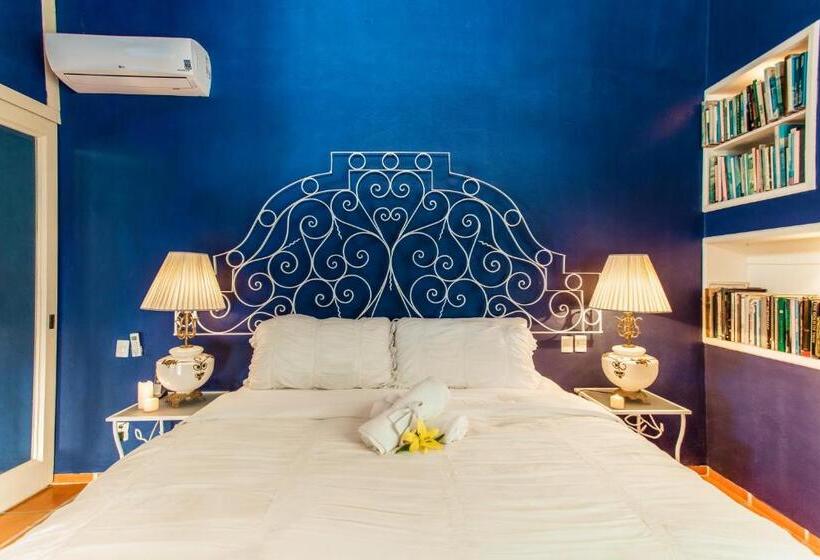 阁楼房, Garlands Del Rio