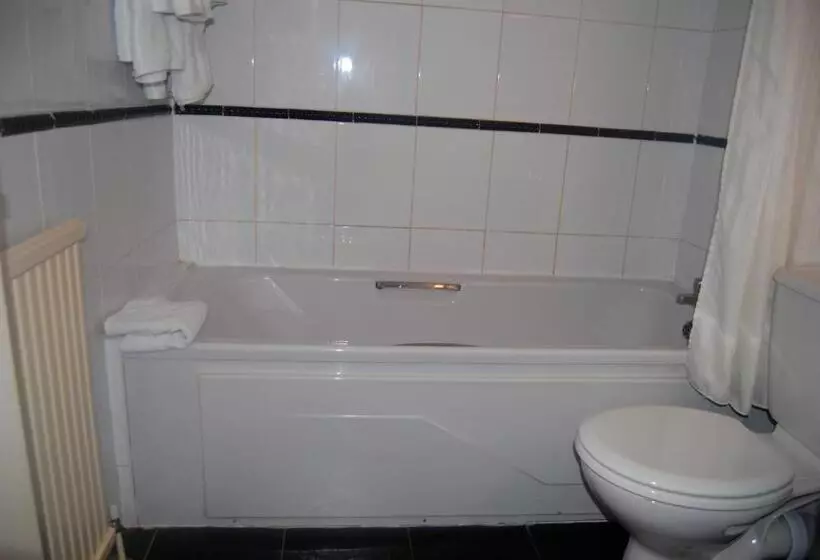 スタンダードトリプルルーム, Brecon Hotel Sheffield Rotherham