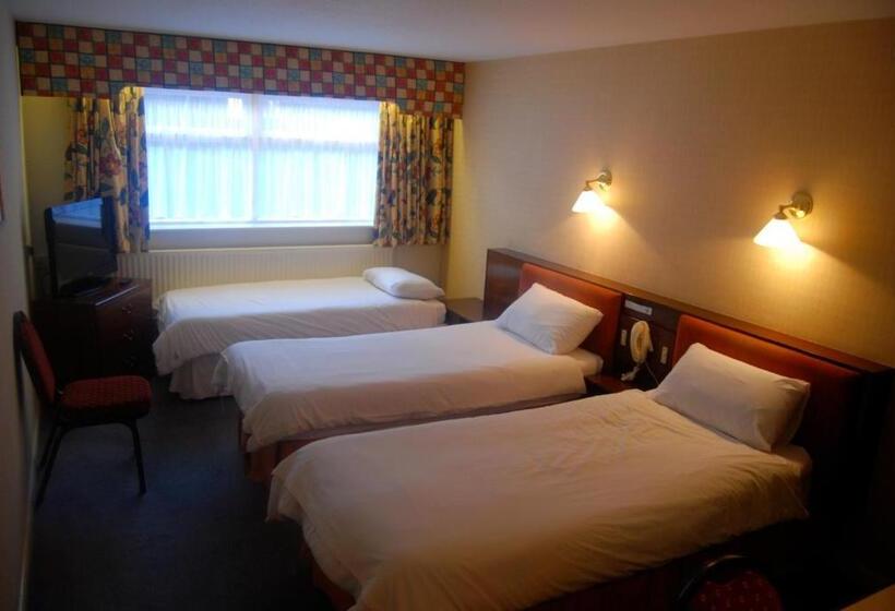 اتاق استاندارد سه نفره, Brecon Hotel Sheffield Rotherham