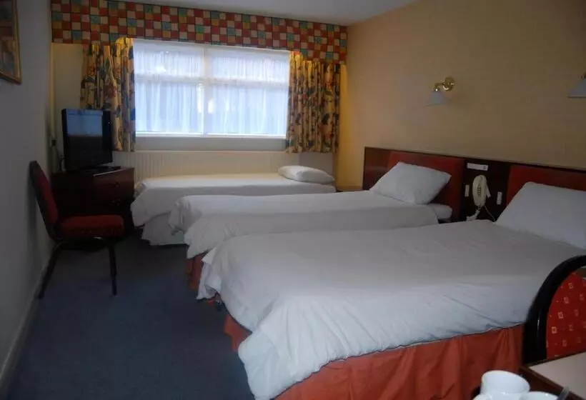 スタンダードトリプルルーム, Brecon Hotel Sheffield Rotherham