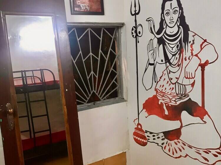 Cama em Quarto Compartilhado, Bricks And Bamboo Hostel