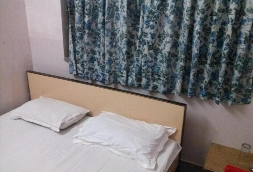 חדר דלוקס, Capital Guest House