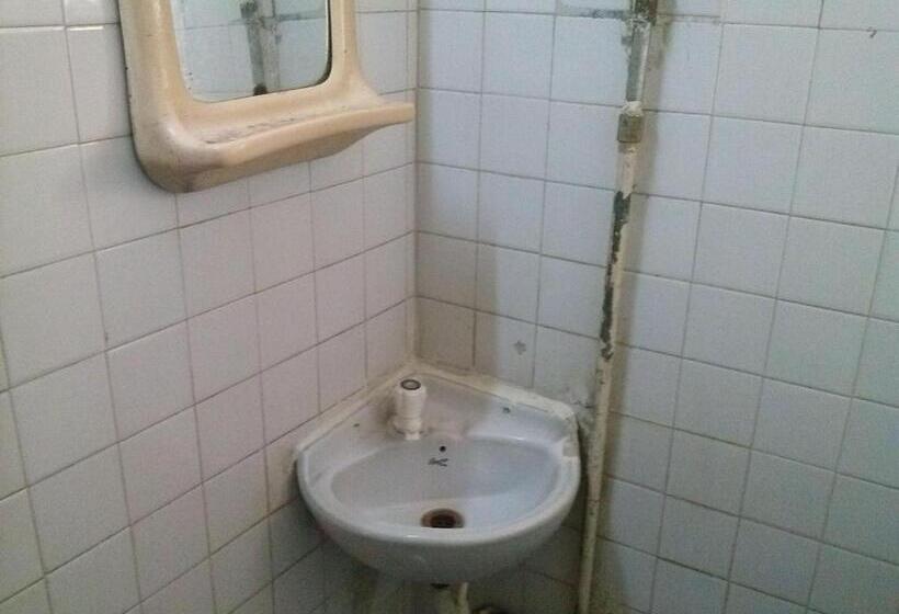 חדר דלוקס, Capital Guest House