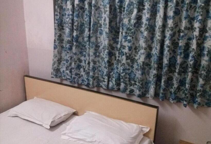 חדר סטנדרט יחיד, Capital Guest House