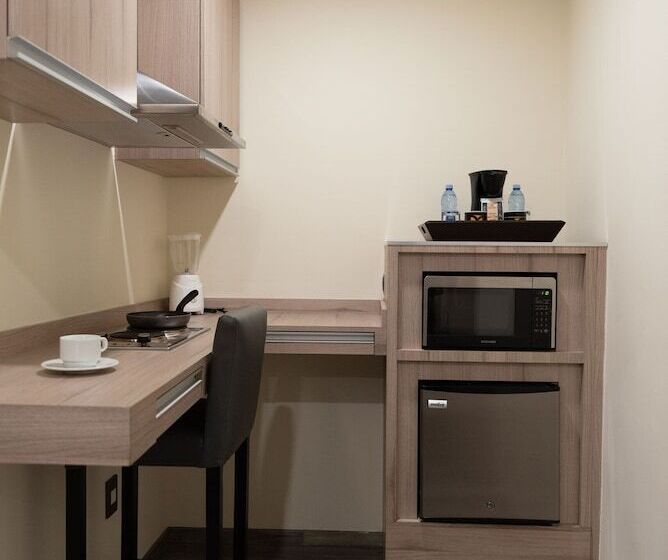 اتاق سوپریور, Domun