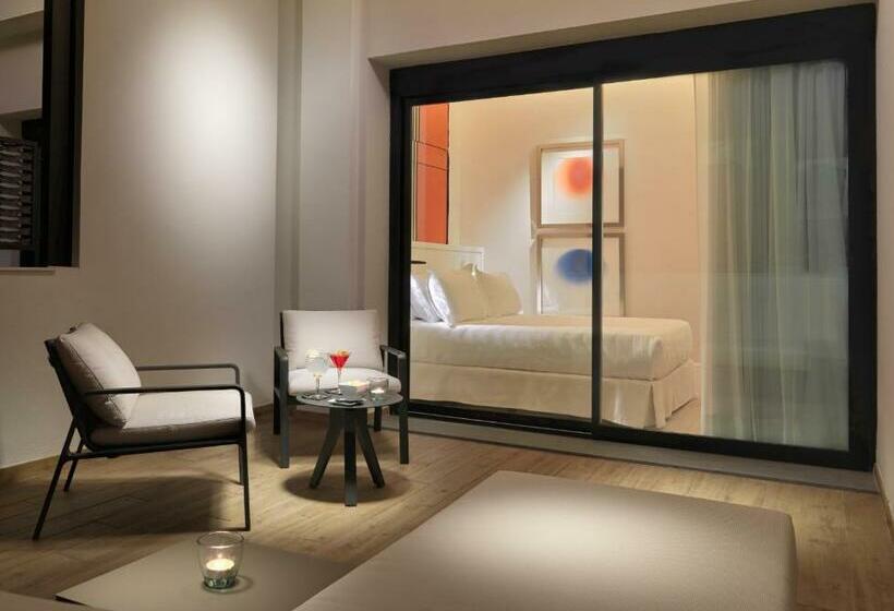 اتاق استاندارد با تراس, H10 Cubik 4* Sup