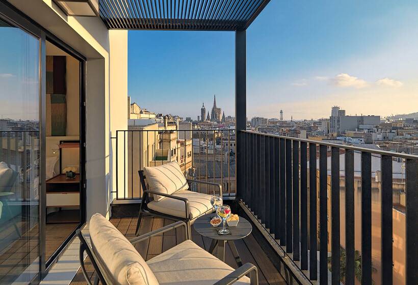 Полулюкс Одноместный с Террасой, H10 Cubik 4* Sup