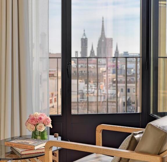 Family Suite, H10 Cubik 4* Sup