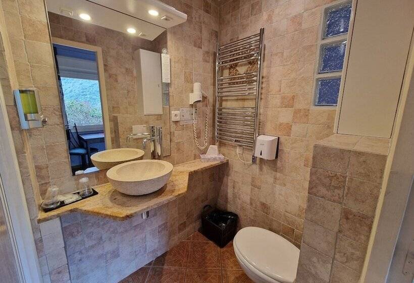 Premium room w/ mountain view, Bella Vista