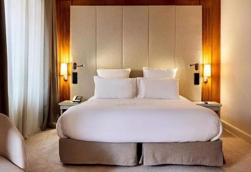 デラックスルーム, Relais & Châteaux La Maison Des Têtes