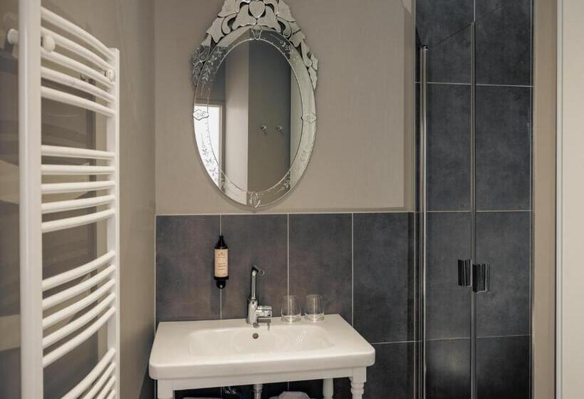 شقة غرفة واحدة, Le Nemours Rennes