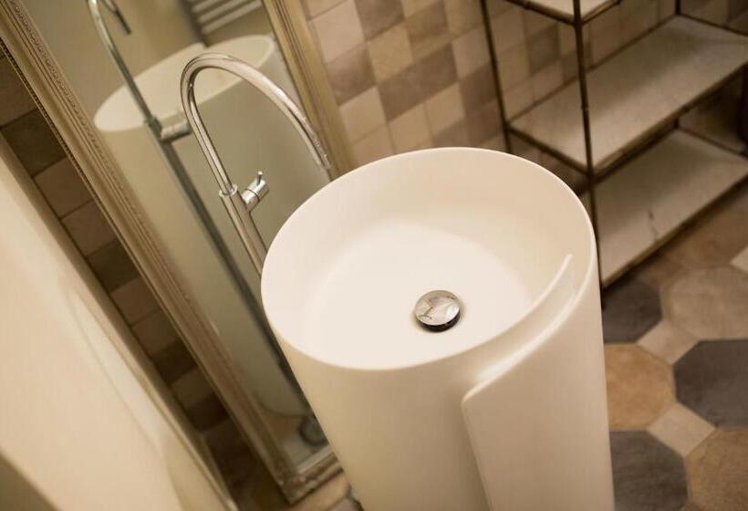 디럭스 스위트, Penzion Kostnický Dům