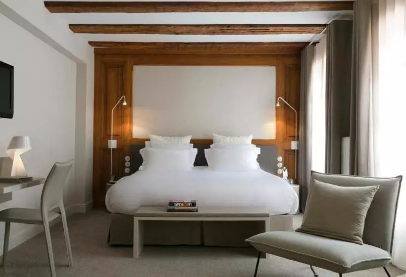 スーペリアールーム, Relais & Châteaux La Maison Des Têtes