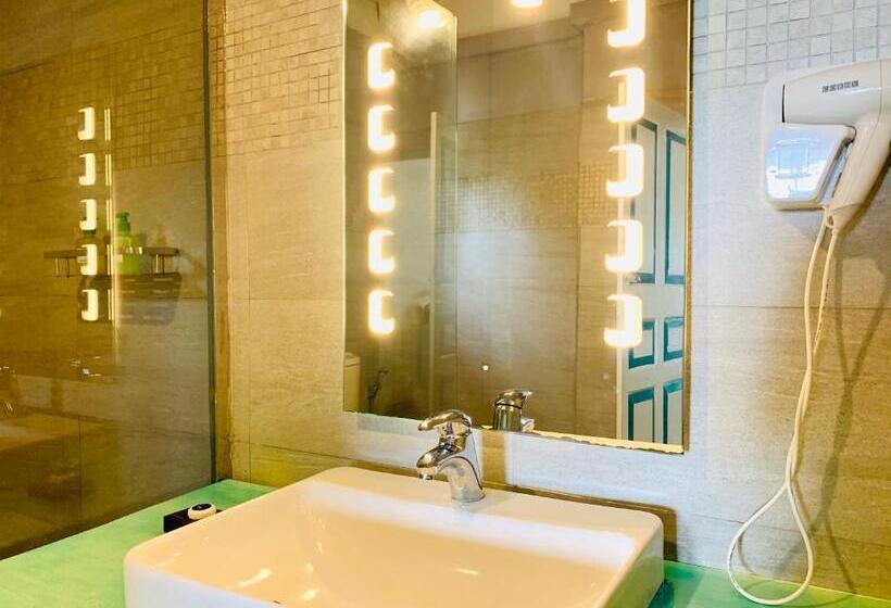 高级海景房, Thaproban Beach House