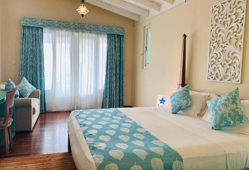 高级海景房, Thaproban Beach House