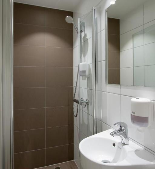 חדר סופריור, Wilhelmsen House