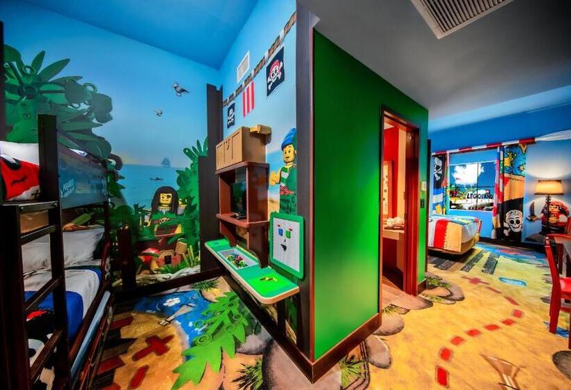 Thematic Family Room, Legoland® Florida Resort