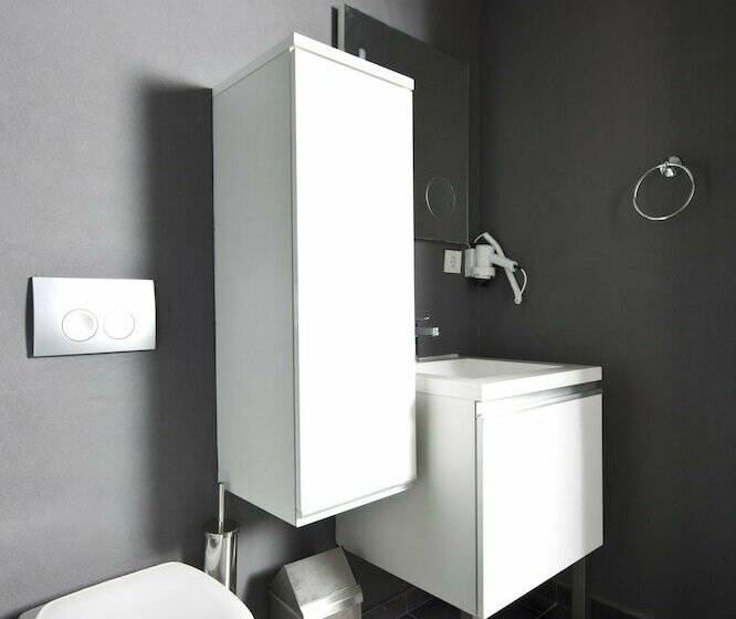 スタンダードルーム, Molton Kabatas