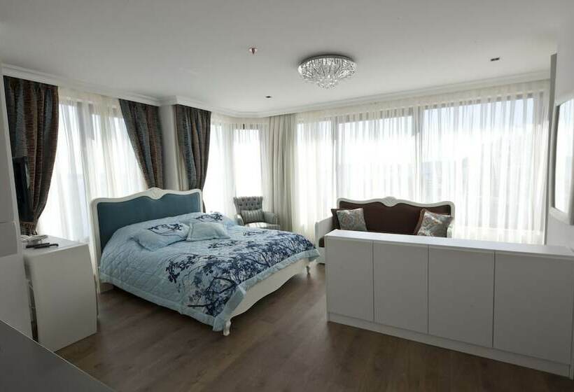 デラックスルーム, Molton Kabatas