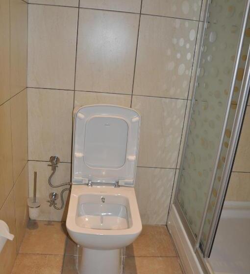 Quarto Familiar, Nur