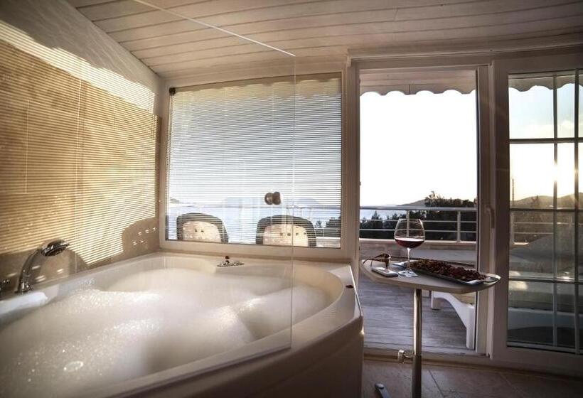 オーシャンビュースイート, Nur