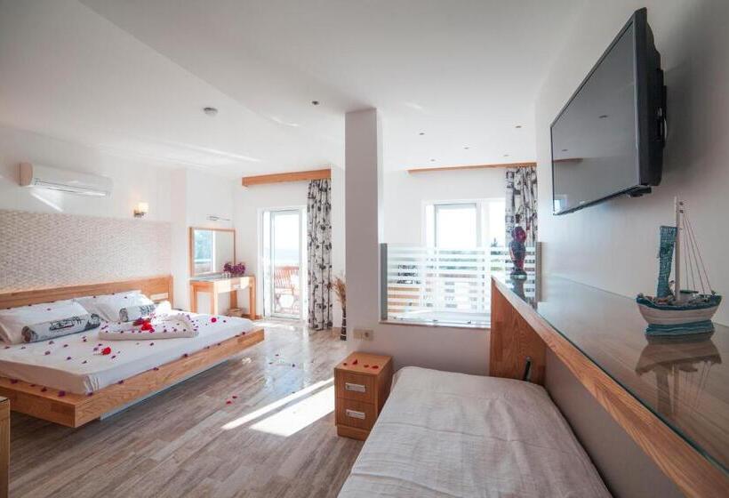 バスタブ付きスタンダードルーム, Nur