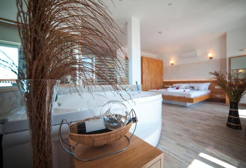 Quarto Estandar com Hidromassagem, Nur