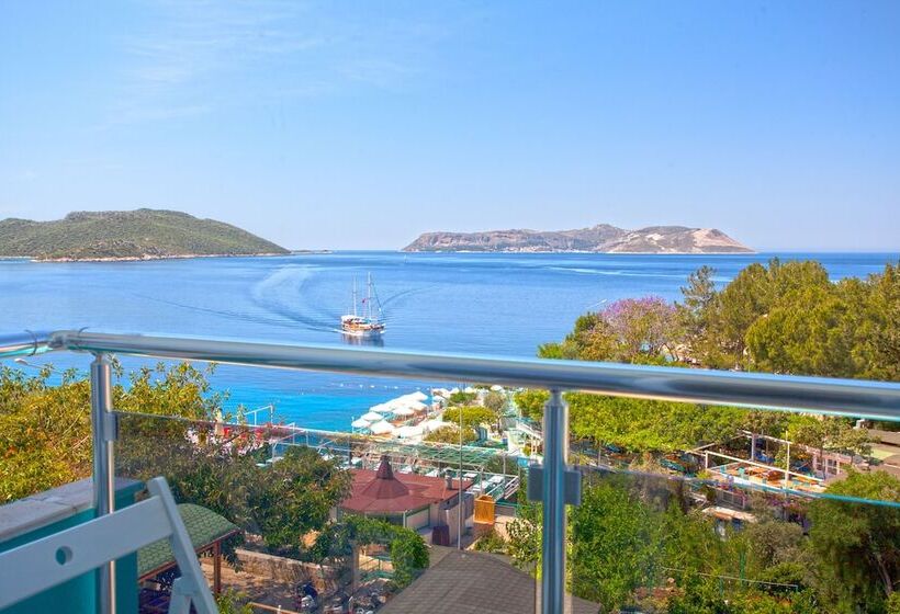 Triple Room Sea View, Nur