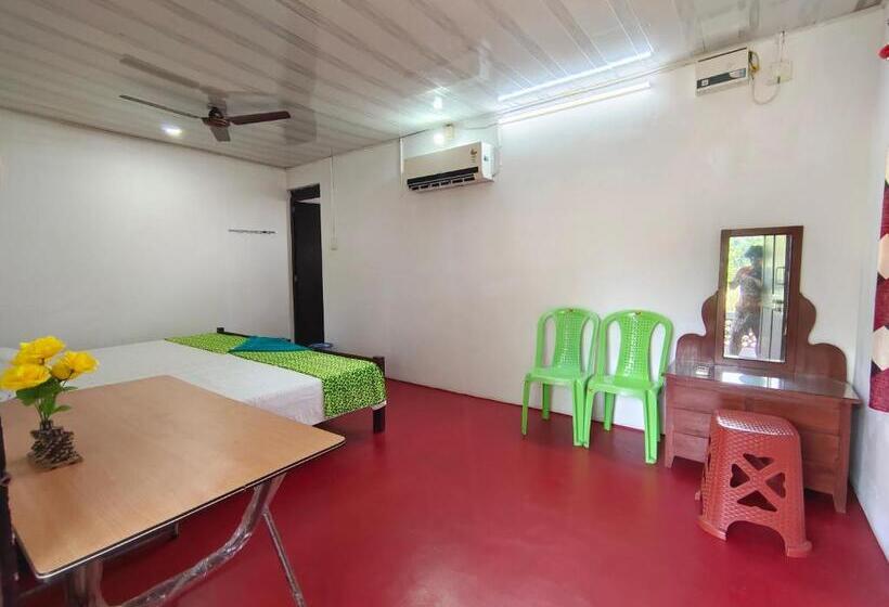 Номер Стандарт с Балконом, Achayans Homestay Mararikulam