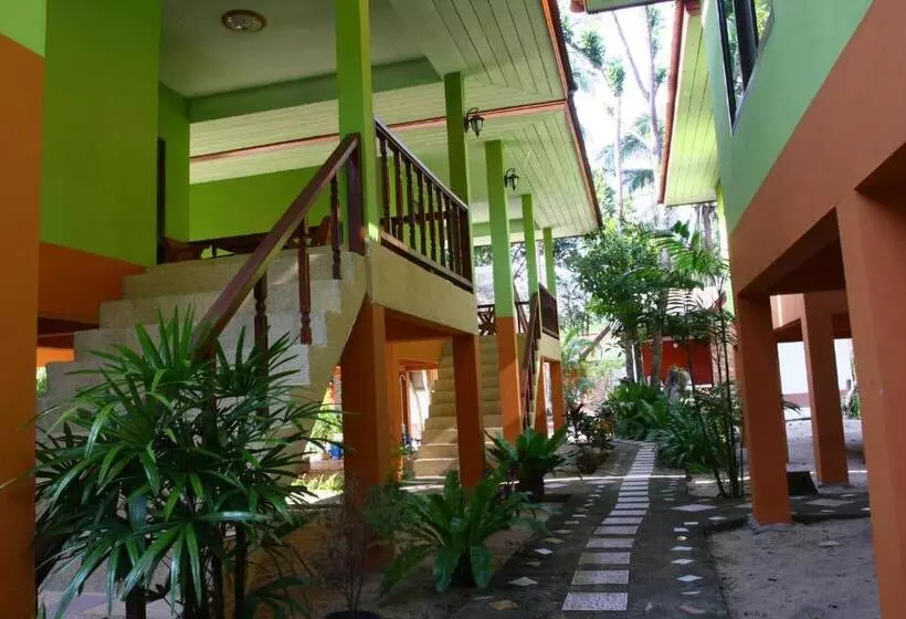 بنگله خانوادگی, Phalarn Inn Resort