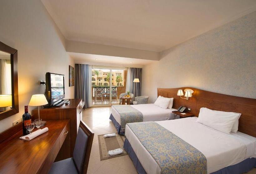 اتاق استاندارد سه تخته با چشم‌انداز باغ, Stella Gardens Resort & Spa, Makadi Bay