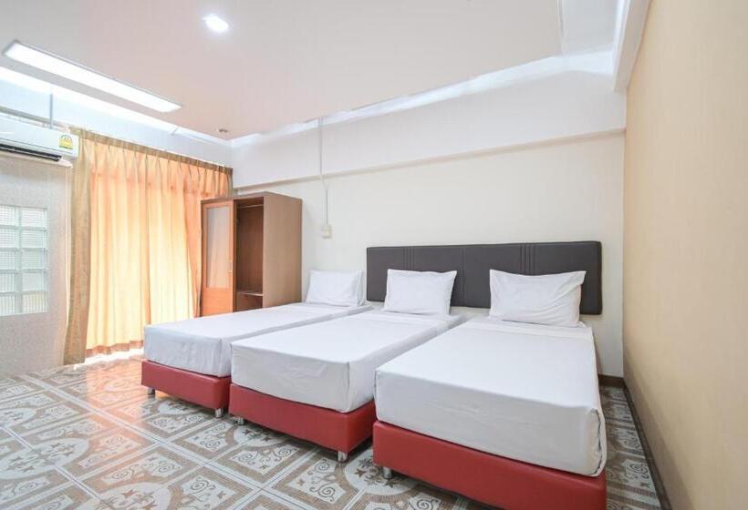 Standard Kolmen Hengen Huone, Ac Habitat Bangkok