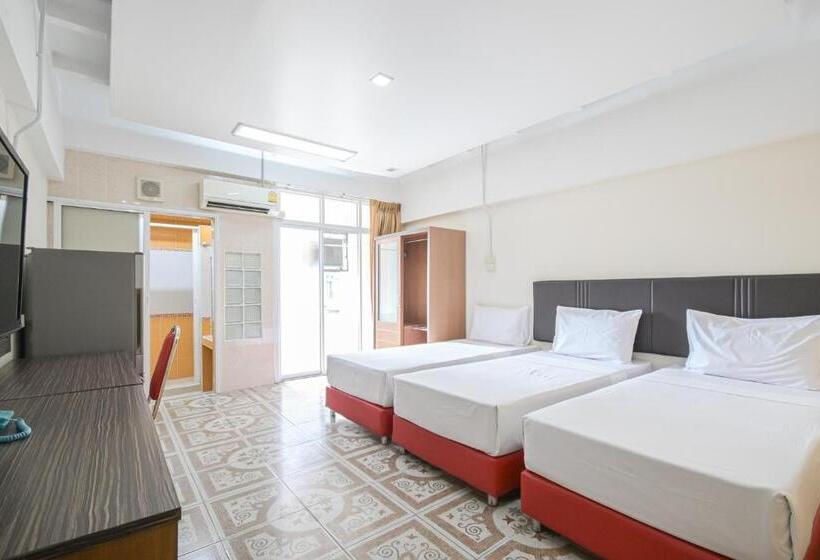 Quarto Triplo Estandar, Ac Habitat Bangkok
