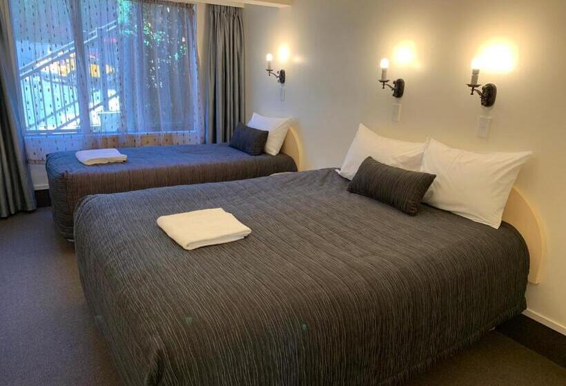 침실 1개 아파트, 755 Regal Court Motel