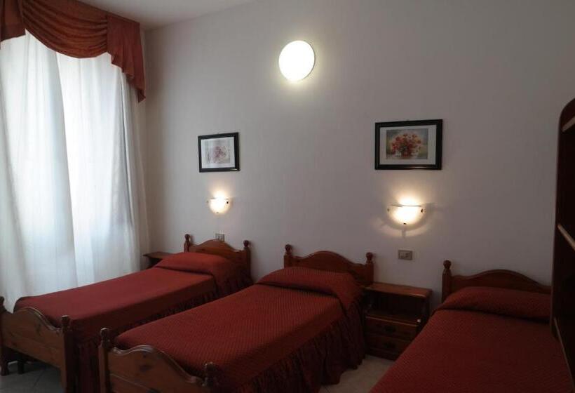 スタンダードトリプルルーム, 4 Mori