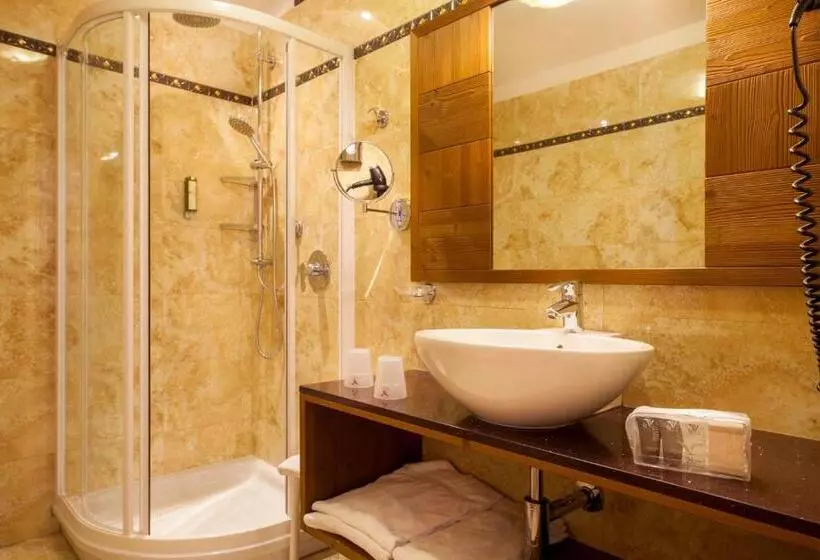 اتاق سوپریور با چشمانداز کوهستان, Adler Hotel Wellness & Spa Andalo