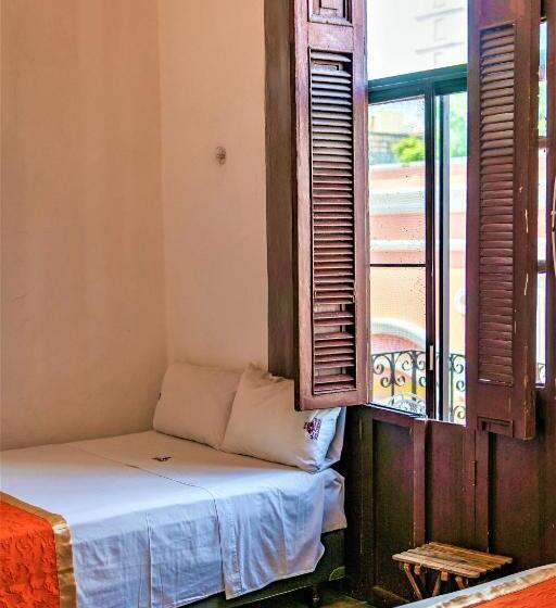 스탠다드 트리플 룸, Gran Centenario