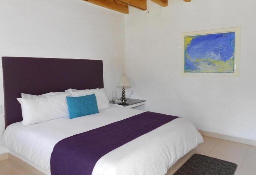 标准间, La Ribereña