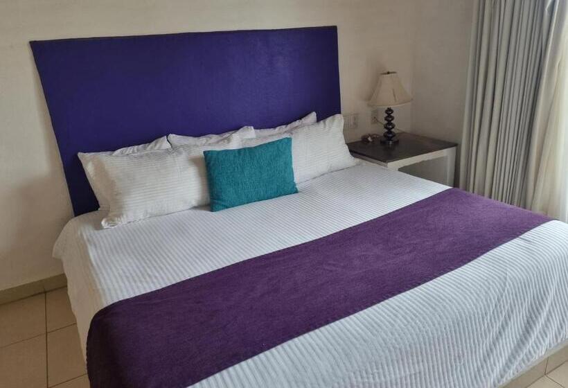 带大床的标准间, La Ribereña