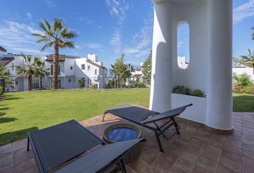 Люкс Боковой Вид на Море, Las Terrazas de Abama Suites