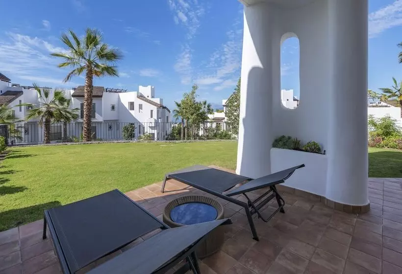サイドシービュースイート, Las Terrazas de Abama Suites
