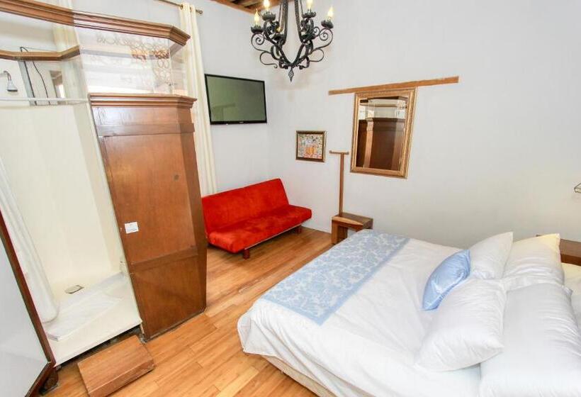 سوئیت با بالکن, Mansion Von Humboldt