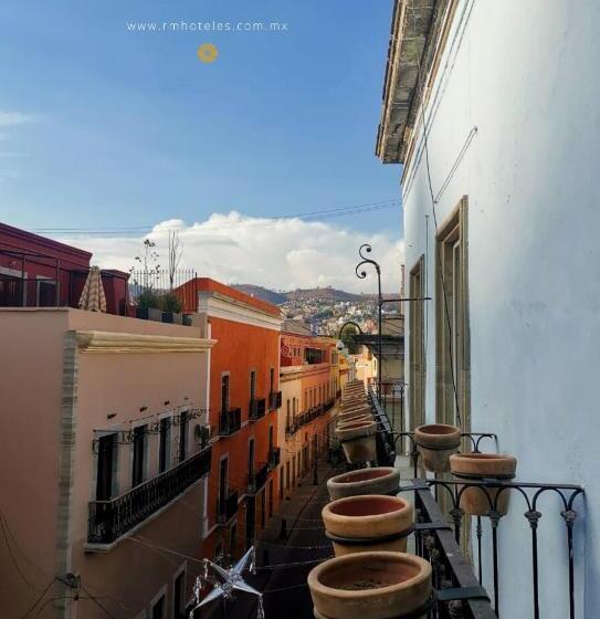 مجموعه ویستا شهر, Mansion Von Humboldt