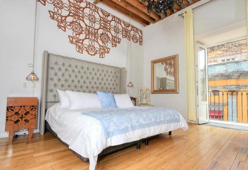 مجموعه ویستا شهر, Mansion Von Humboldt