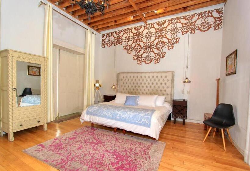 مجموعه ویستا شهر, Mansion Von Humboldt