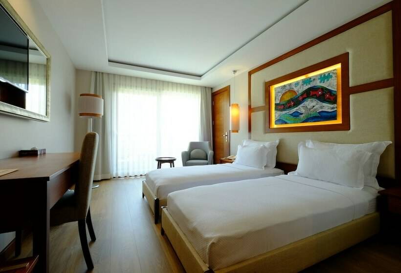 غرفة قياسية, Marisol Boutique