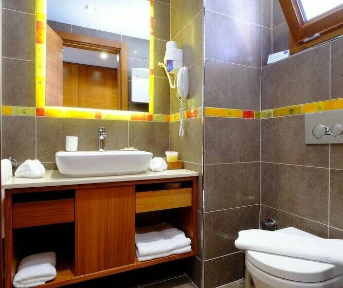 غرفة قياسية, Marisol Boutique