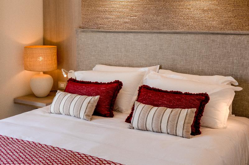 スタンダードルーム, Plaza